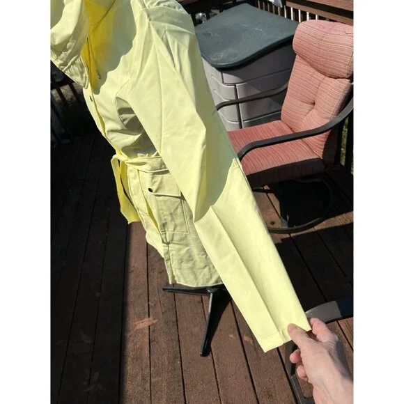 Rains Women's Rain Jacket, color Straw Yellow, Waterproof, Size Medium, NWT - Picture 9 of 11